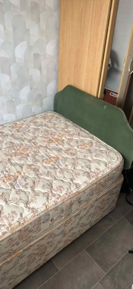 Photo of free Single bed and mattress with headboard in good condition (Bilton CV22) #3
