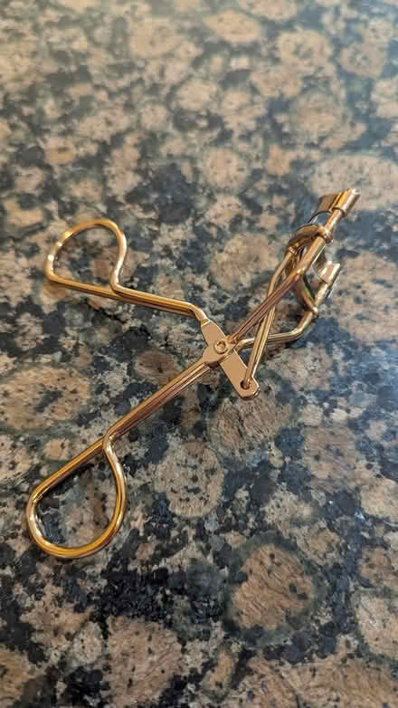 Photo of free Eyelash curler (North Cambridge) #1