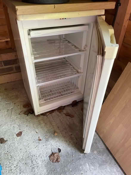 Photo of free Freezer (Sm69nf) #2