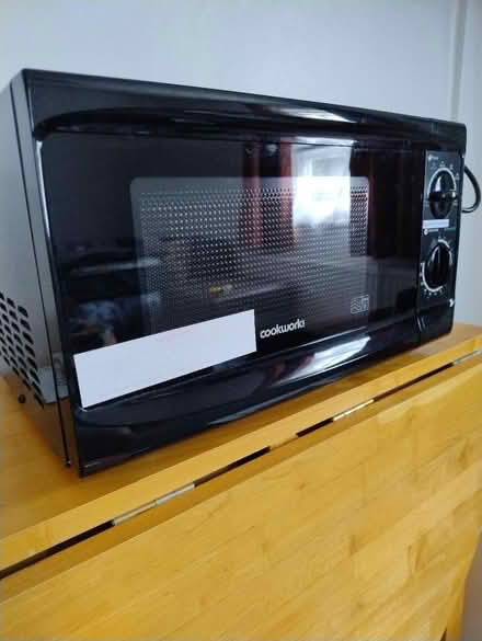 Photo of free Microwave (North Kensington W10) #2