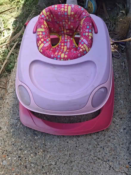 Photo of free Baby walker (Davis Estate ME5) #1