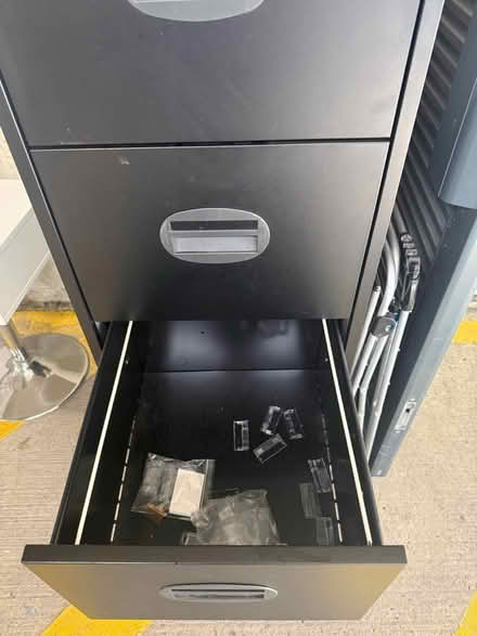 Photo of free 4 draw filing cabinet (SW19 4BH) #2