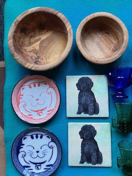 Photo of free bowls/dishes, shot glasses, other (Las Palmas Pk, Snvle) #1