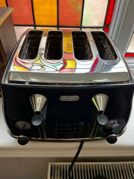 Photo of free Delonghi toaster (2 slots working) (Manchester M20) #3