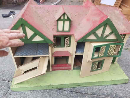 Photo of free Vintage dolls' house (Timperley WA15) #2