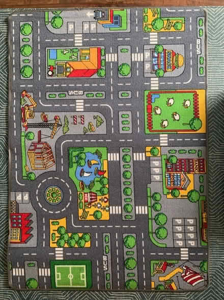 Photo of free Children’s road play rug (Northwest Cambridge CB3) #2