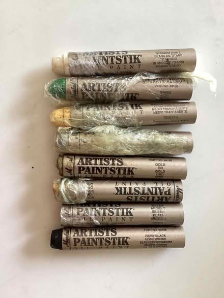 Photo of free Artists Paint Stiks (Steventon SY8) #1