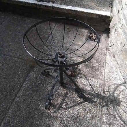Photo of free Standing metal planter (Broadstone) #1