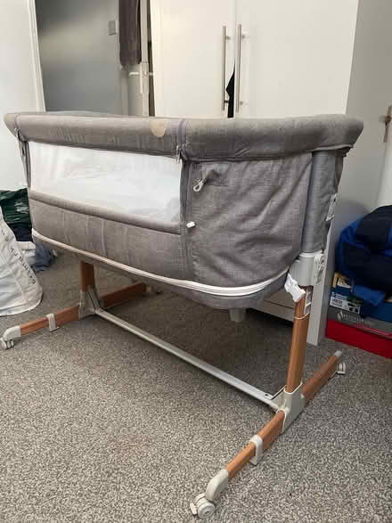 Photo of free Baby crib and playpen (S7 Abbeydale road) #2