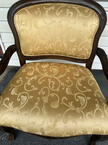Photo of free Antique chair (Glasco) #1