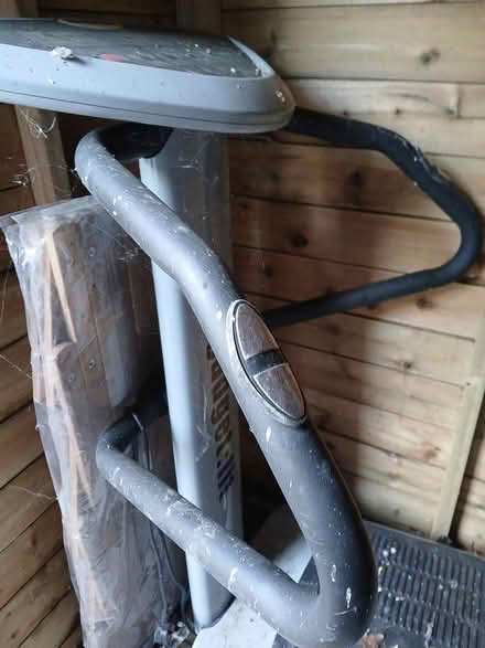Photo of free Vibration plate machine (Southwater Rh139Af) #1