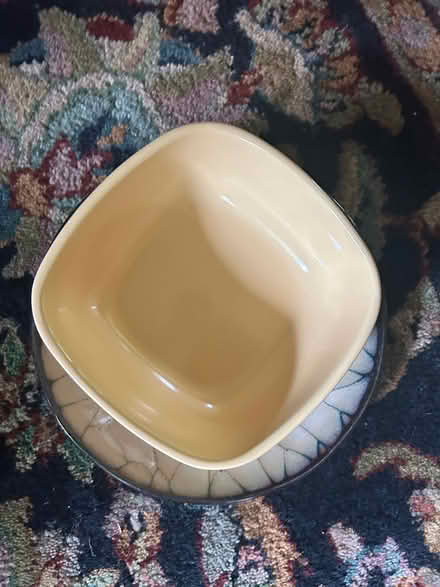 Photo of free Random plate and bowl (Lilburn, Ga) #2