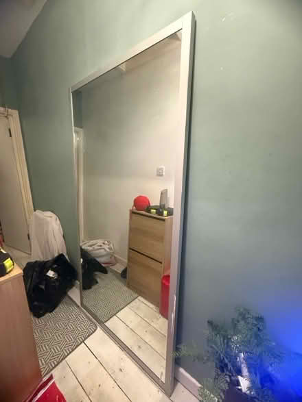 Photo of free Extra large mirror (Sydenham SE26) #1