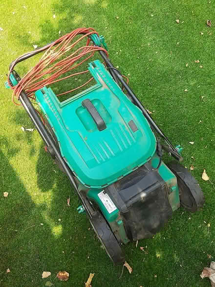 Photo of free 1800 watt lawn mover (Milford DE56) #2