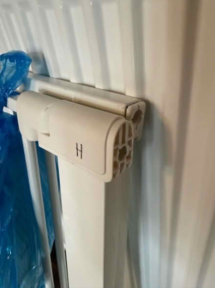 Photo of free 2 Baby Gates / Pet gates (Eastbourne BN21) #4