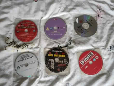Photo of free Vintage humour DVDs (Bentilee ST2) #2