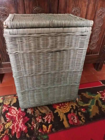 Photo of free laundry basket (Frankwell SY3) #1