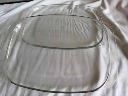 Photo of free 2 Glass Pyrex serving plates (Shirley, Croydon CR0) #1