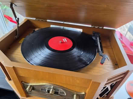 Photo of free Cd/tape/ vinyl player/ radio (Handsworth S13) #3