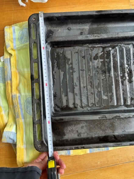 Photo of free Oven trays (Elephant / Walworth - SE17) #3