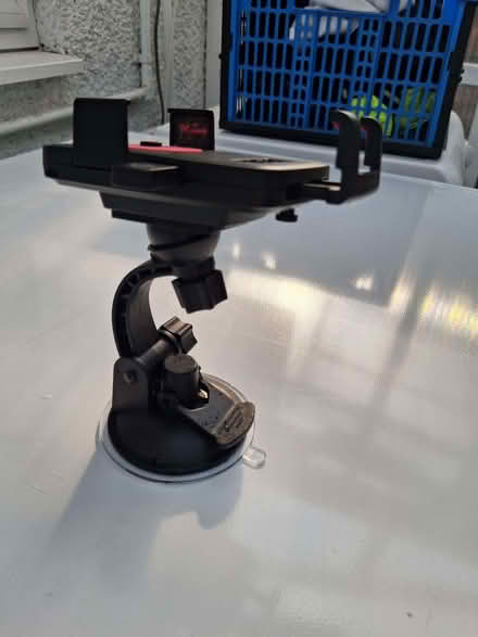 Photo of free Windscreen suction mobile phone mount (Bernards Heath AL1) #2