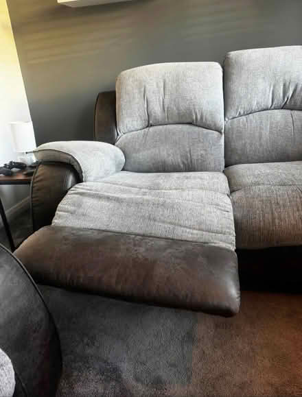 Photo of free 2x manual recliner armchairs (South Benfleet SS7) #4