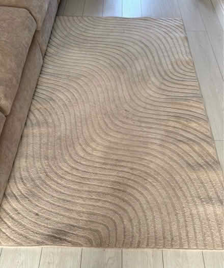 Photo of free Cream Rug (Tyburn B24) #1