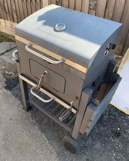 Photo of free Bbq (Slyne-with-Hest LA2) #1