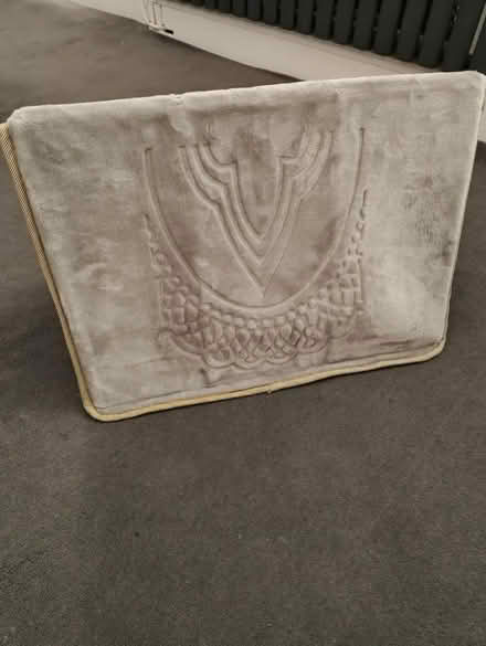Photo of free Prayer Mat (North Kensington W10) #3