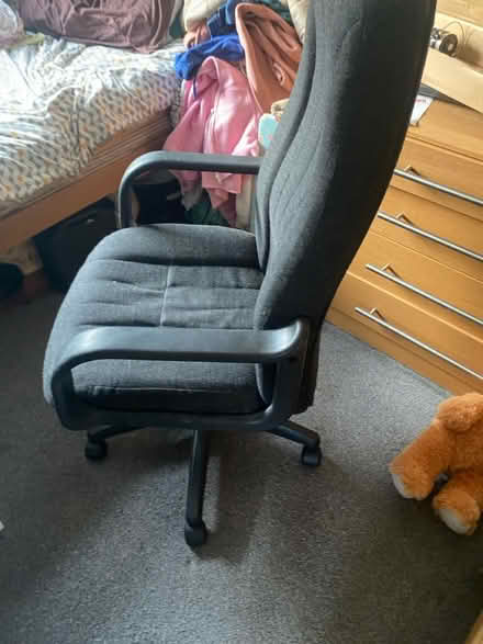 Photo of free Office chair (Golborne WA3) #2