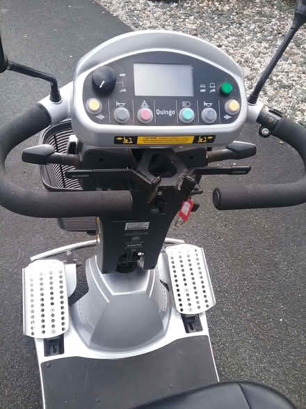 Photo of free Quingo Vitess mobility scooter (Four Crosses SY22) #4