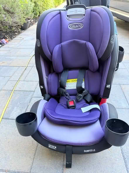 Photo of free Graco slimfit3 lx car seat (Redwood City) #2