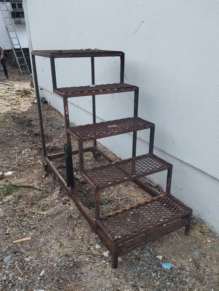 Photo of free Steps on wheels (Passage East) #1