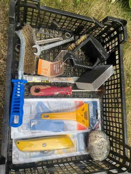 Photo of free Decorating equipment (Oxford OX1) #1