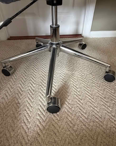 Photo of free Swivel Faux Leather Chair (Gore ME9) #2