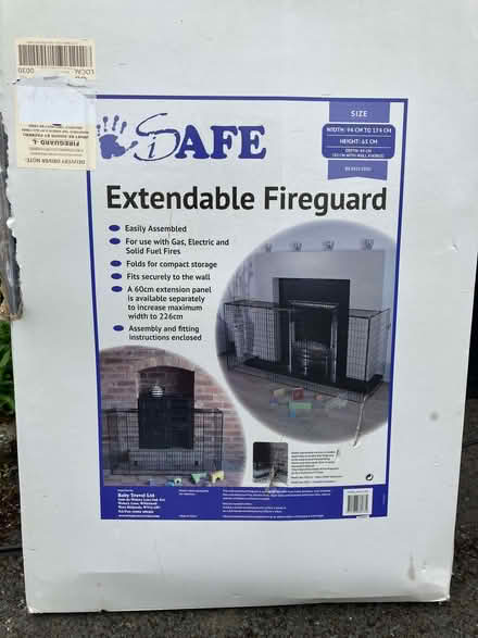Photo of free Extendable fireguard (Chapel Lawn SY7) #1