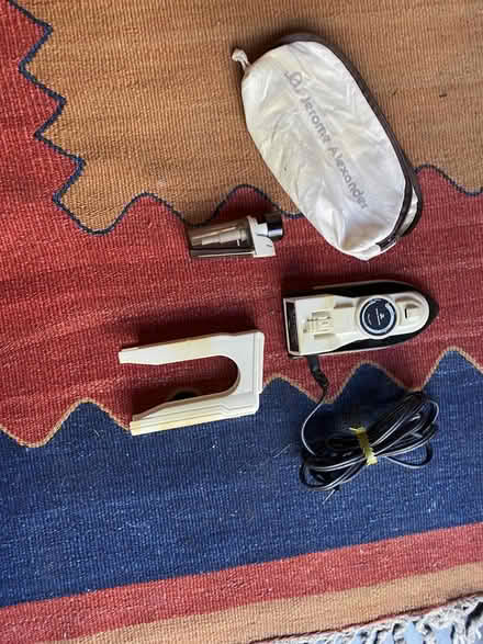 Photo of free Vintage travel iron (Stadium-Chinatown Station) #1