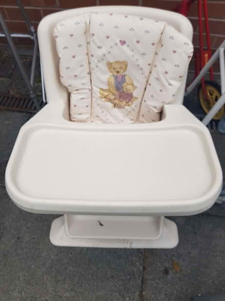 Photo of free Baby's high chair with padded seat and table (Timperley WA15) #4