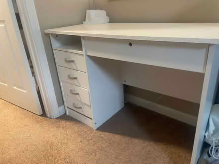Photo of free White desk (West side) #1