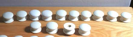 Photo of free White ceramic knobs x 14 (Central Crouch End N8) #1