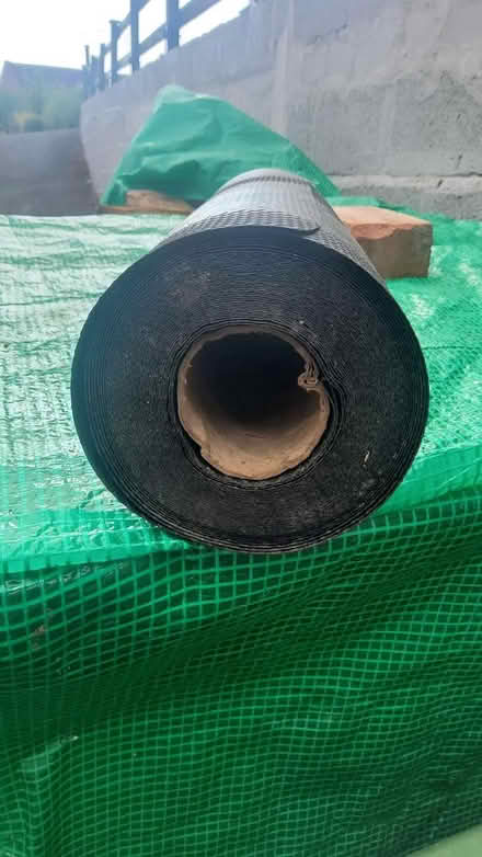 Photo of free 18 inch dpc (Leominster HR6 LEOMINSTER) #2