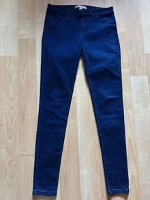 Photo of free Forever 21 Skinny jeans size 27 (L5L 5P5) #1
