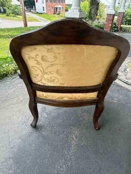 Photo of free Antique chair (Glasco) #2