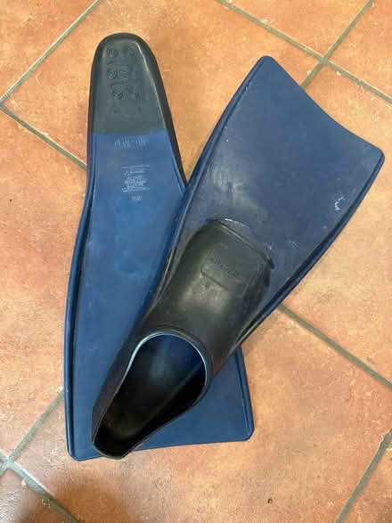 Photo of free Swim fins 44-46 (Chalfont st peter) #1