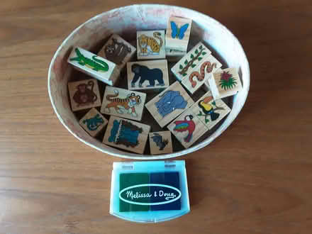 Photo of free Box of rubber stamps with ink pad (Bear Flat BA2) #1