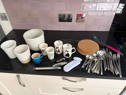 Photo of free Crockery and cutlery (Fulham SW6) #1