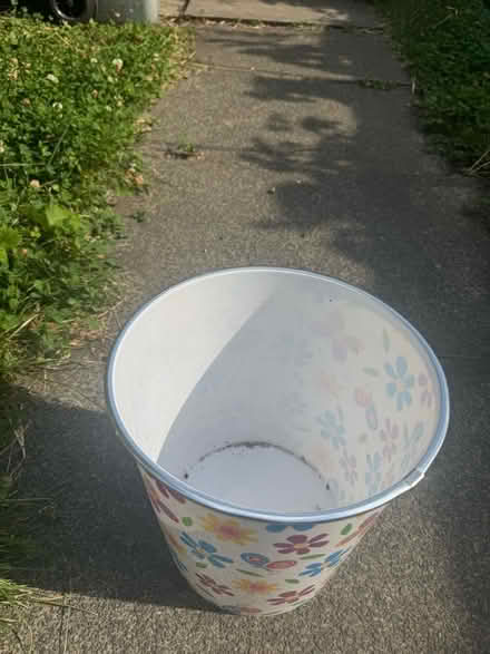 Photo of free Plastic butterfly and flower bin (Hulme M15) #2