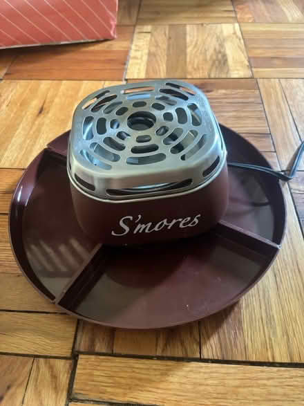Photo of free Indoor electric s’mores maker (Alexandria) #1