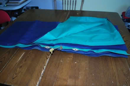 Photo of free Air Mattress/Matelas gonflable (gatineau ave & de bourgogne st) #2