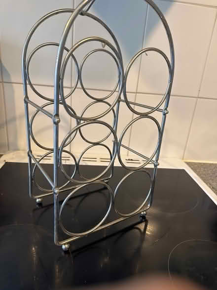 Photo of free 6 bottle Wine rack (Southport PR9) #1